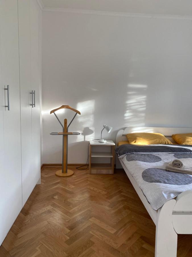 Apartmán Napjacu With Own Parking And Garden Herceg Novi Exteriér fotografie